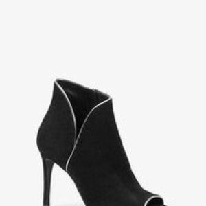 Michael Kors Harper Ankle Bootie 7.5